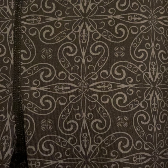 Inner Spirit Yoga PANTS in black/gray, size M. - Picture 2 of 6